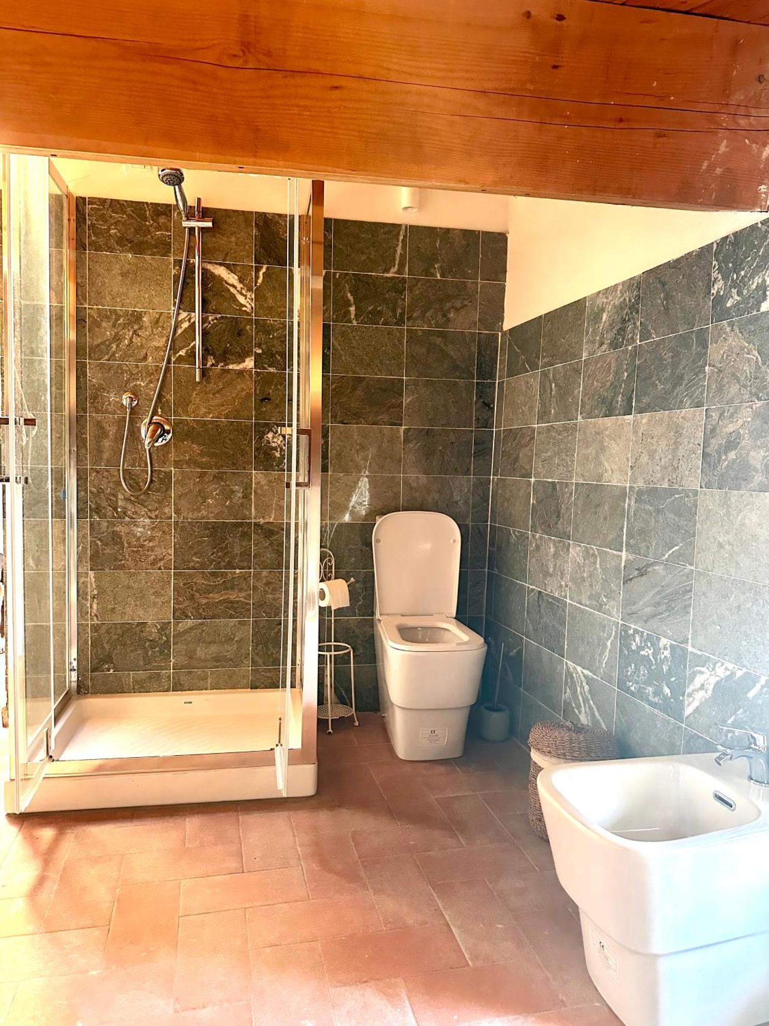 Il Suono Del Fiume Apartment Bagnone Bagian luar foto