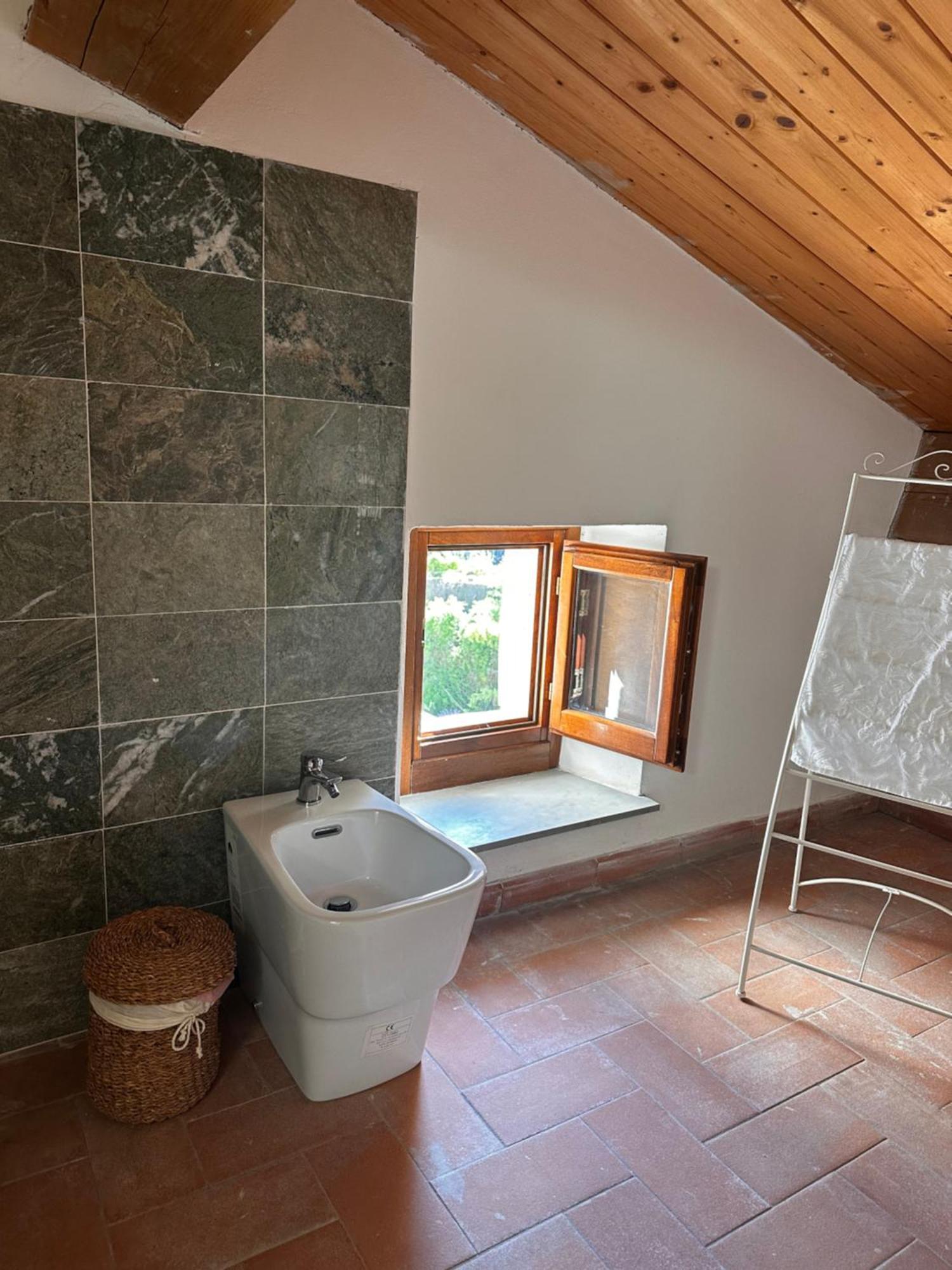 Il Suono Del Fiume Apartment Bagnone Bagian luar foto
